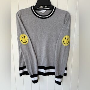 THML lightweight Gray Crewneck Sweater Smiley face Sleeves Black &White Trim